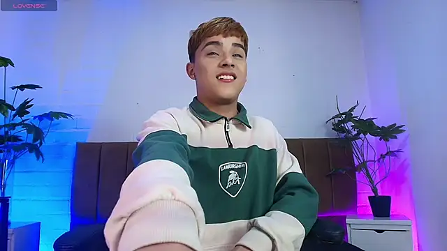 Lucass love online show from June 21, 1:46 pm