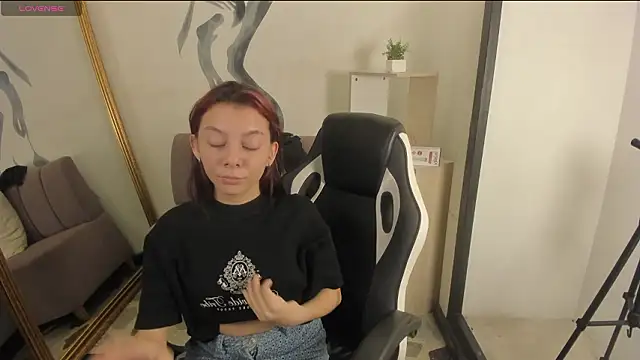 CleoWhite online show from January 31, 7:56 pm