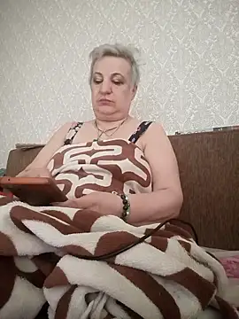StarNicole online show from May 10, 6:07 am