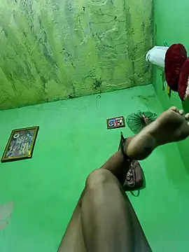 Snapshot of PIHU999 chatting on October 9, 3:48 am PIHU999 online show from October 9, 3:48 am