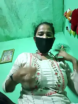 Snapshot of PIHU999 chatting on November 2, 1:41 am PIHU999 online show from November 2, 1:41 am