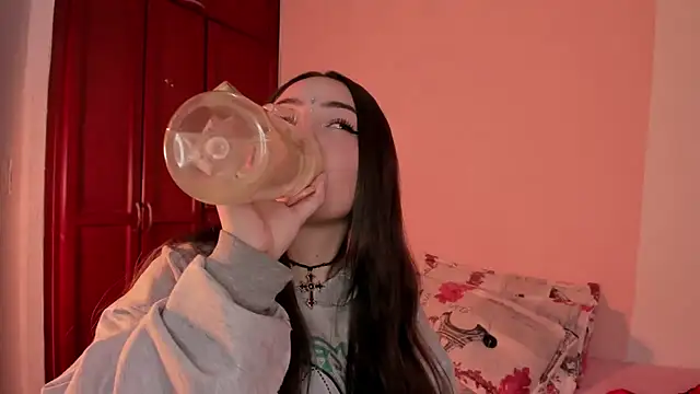 Pariss Gold online show from September 27, 5:45 am