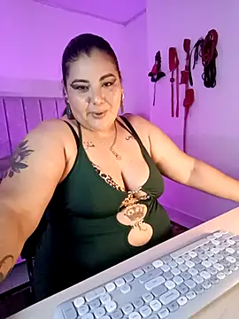 Snapshot of AndreaKinky chatting on September 19, 8:16 am AndreaKinky online show from September 19, 8:16 am