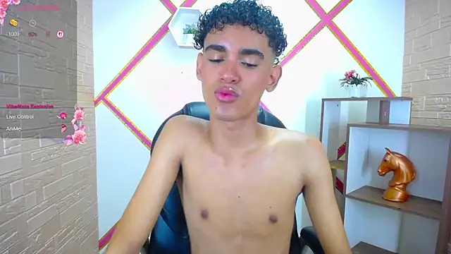 Snapshot of Blake_Mils chatting on October 20, 3:34 pm Blake Mils online show from October 20, 3:34 pm