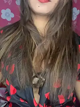 SEXY-SIMI-BHABI online show from March 23, 5:06 pm