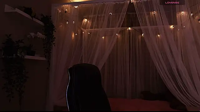 Snapshot of Sabrina_bloom chatting on September 14, 11:48 pm Sabrina bloom online show from September 14, 11:48 pm