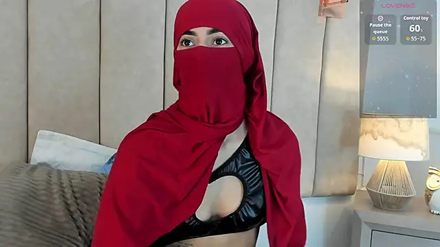  Zahiira  online show from May 12, 11:29 am