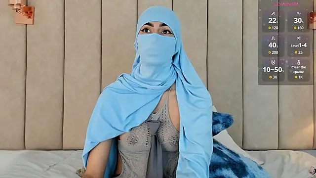 Zahiira  online show from May 21, 11:39 am