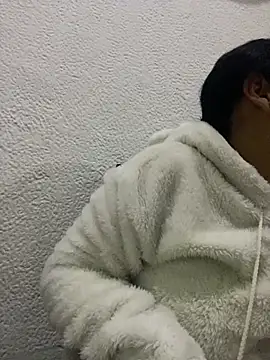 Snapshot of Aisha_poweer chatting on September 30, 3:00 am Aisha poweer online show from September 30, 3:00 am