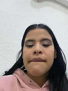 Snapshot of Aisha_poweer chatting on October 2, 2:51 am Aisha poweer online show from October 2, 2:51 am