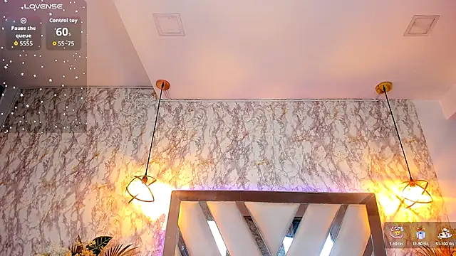 Snapshot of Aisha_poweer chatting on October 4, 2:09 am Aisha poweer online show from October 4, 2:09 am