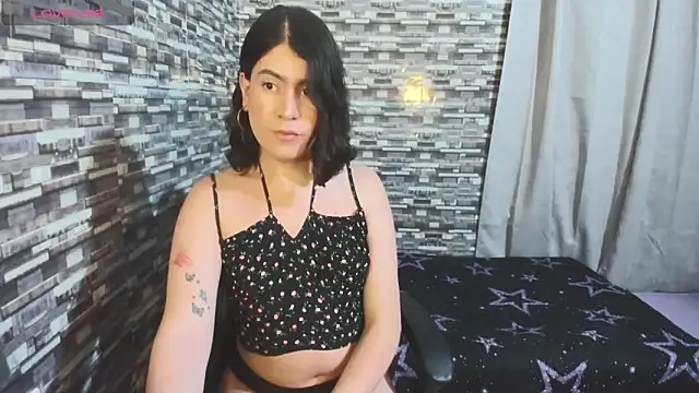 Snapshot of xxxEmmaxx chatting on April 8, 3:39 am xxxEmmaxx online show from April 8, 3:39 am