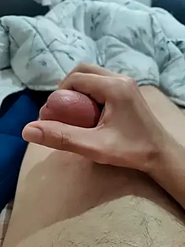 Snapshot of emrekzlk52 chatting on February 28, 10:49 am emrekzlk52 online show from February 28, 10:49 am