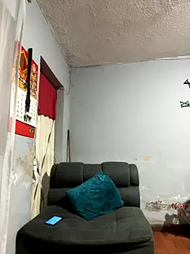 kelly greys online show from October 5, 5:39 am