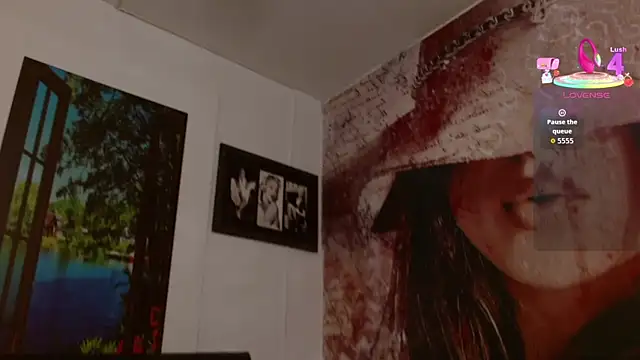 Snapshot of gigi_gilt_ chatting on November 7, 4:34 am gigi gilt online show from November 7, 4:34 am