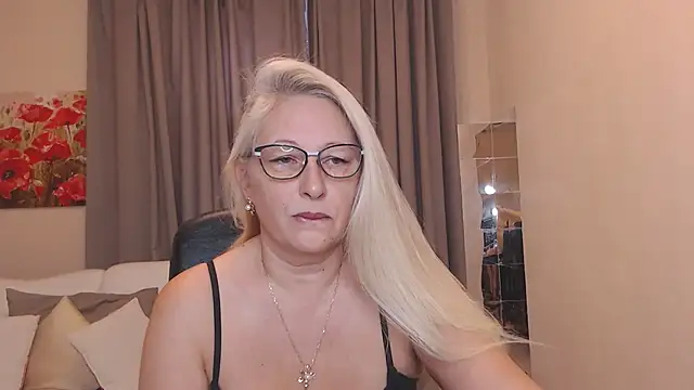 ValeriaSharm online show from March 14, 4:18 am