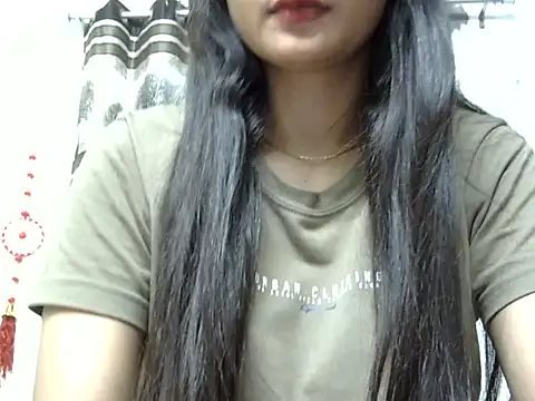 Snapshot of SURBHI_08 chatting on November 3, 4:52 pm SURBHI 08 online show from November 3, 4:52 pm