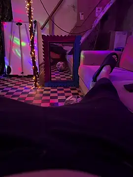 StudentBigD online show from September 20, 2:56 am