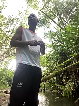  Logan Colton  online show from November 22, 6:51 pm