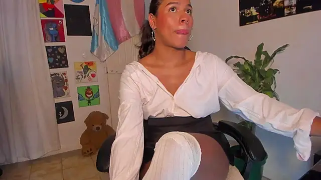 Snapshot of cam11_07 chatting on March 22, 8:34 pm cam11 07 online show from March 22, 8:34 pm