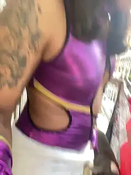 Snapshot of cam11_07 chatting on March 29, 8:53 pm cam11 07 online show from March 29, 8:53 pm