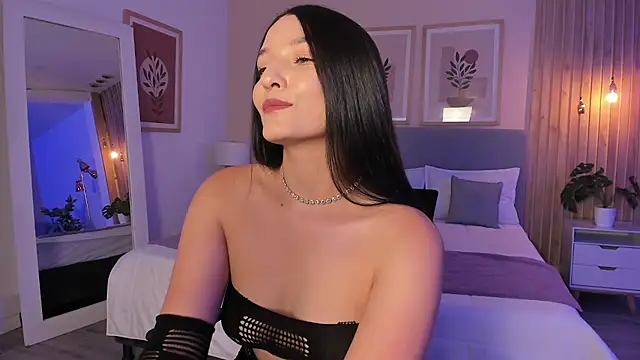 AuroraEvanss online show from April 27, 9:35 pm