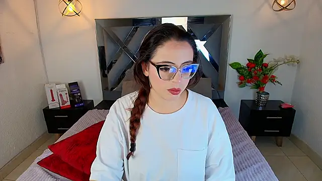 Snapshot of Rossi_ss1 chatting on March 23, 3:54 am Rossi ss1 online show from March 23, 3:54 am