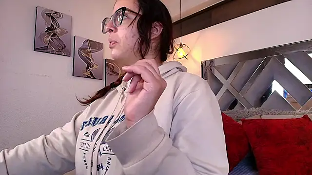 Snapshot of Rossi_ss1 chatting on March 30, 3:07 am Rossi ss1 online show from March 30, 3:07 am