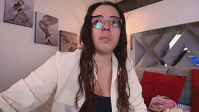 Snapshot of Rossi_ss1 chatting on April 2, 1:25 am Rossi ss1 online show from April 2, 1:25 am