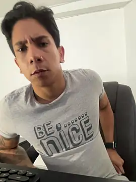 Snapshot of j_deex chatting on October 12, 2:38 pm j deex online show from October 12, 2:38 pm