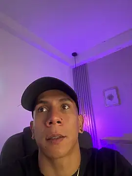 Snapshot of j_deex chatting on October 15, 3:01 pm j deex online show from October 15, 3:01 pm