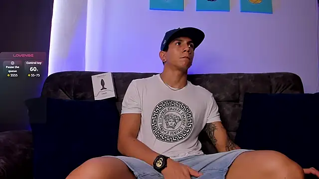 Snapshot of j_deex chatting on November 26, 6:31 pm j deex online show from November 26, 6:31 pm