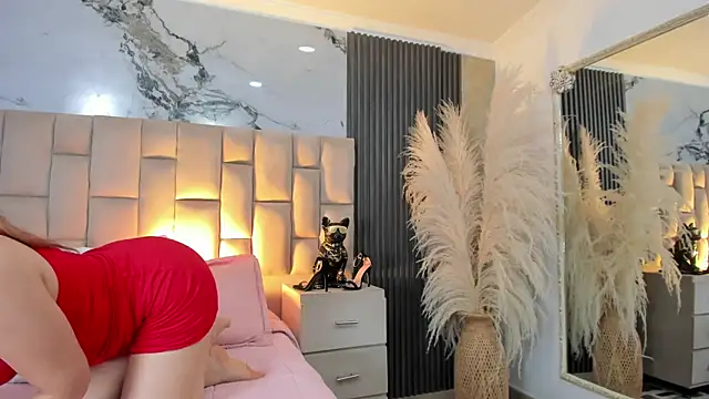 Snapshot of cloesummerr_ chatting on April 1, 1:41 pm cloesummerr online show from April 1, 1:41 pm