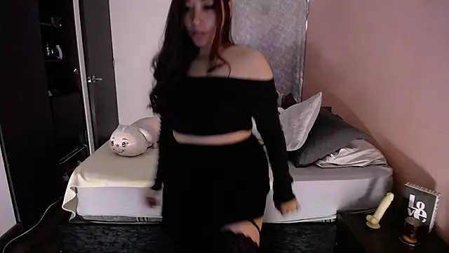 Snapshot of Mia_1120 chatting on July 28, 7:39 pm Mia 1120 online show from July 28, 7:39 pm