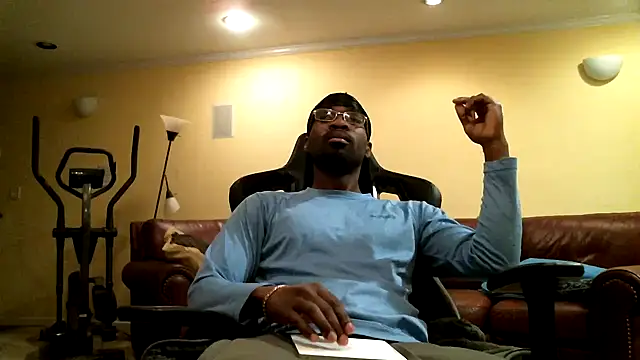 james421   online show from April 4, 4:11 am