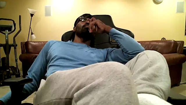 james421   online show from June 1, 2:24 am