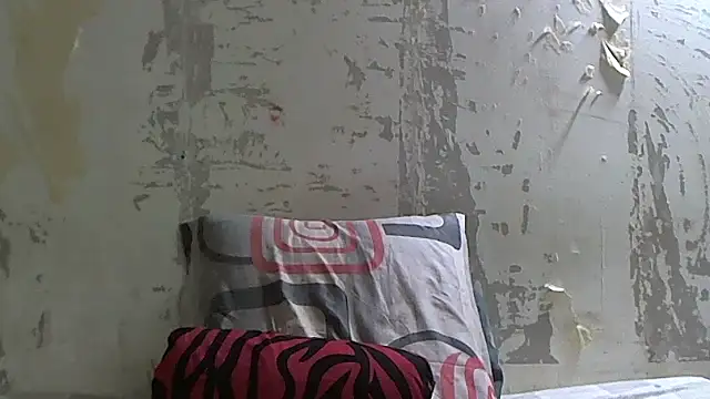 Snapshot of Mercy_Browny chatting on October 18, 12:24 am Mercy Browny online show from October 18, 12:24 am