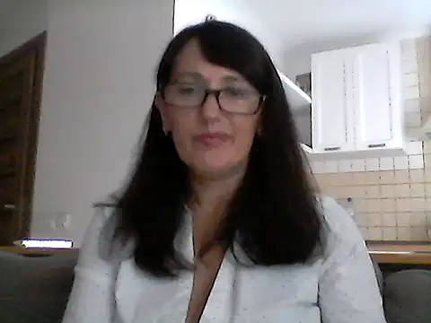 Elena48324 online show from September 24, 11:46 am