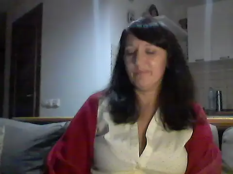 Elena48324 online show from November 3, 6:31 pm