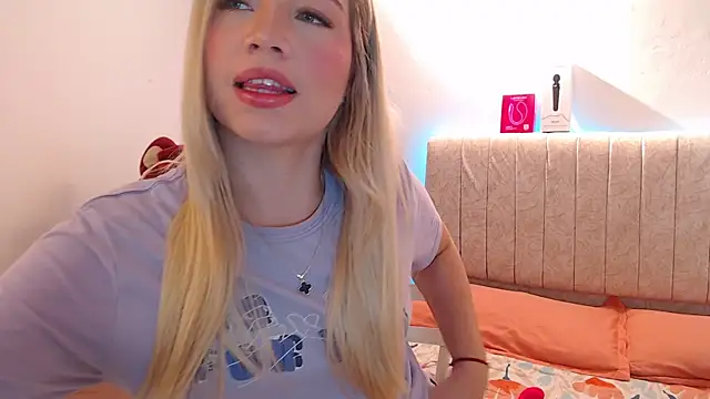 Snapshot of _Tiffany1 chatting on November 27, 5:48 pm Tiffany1 online show from November 27, 5:48 pm