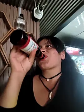 Snapshot of Yaya_watson chatting on February 21, 8:21 pm Yaya watson online show from February 21, 8:21 pm