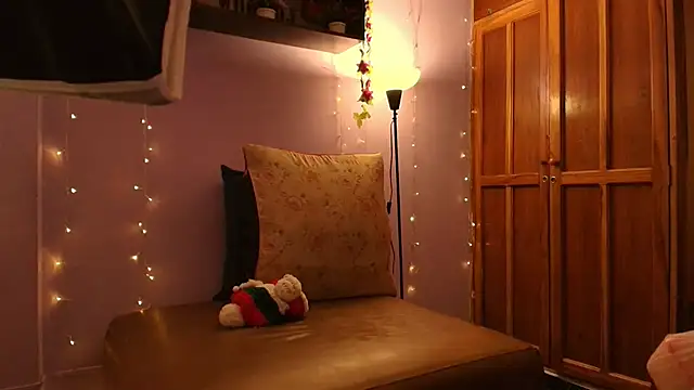 Dafne Mel online show from November 24, 11:54 am