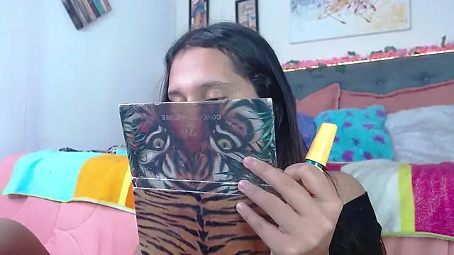 valentini villa online show from October 25, 7:41 pm