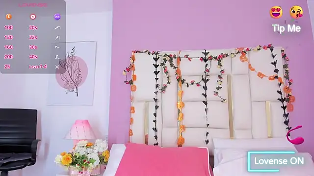 Snapshot of Silvana-Castro chatting on October 12, 12:26 pm Silvana-Castro online show from October 12, 12:26 pm