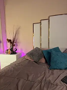 Alexandraa Gomez online show from October 9, 8:40 pm