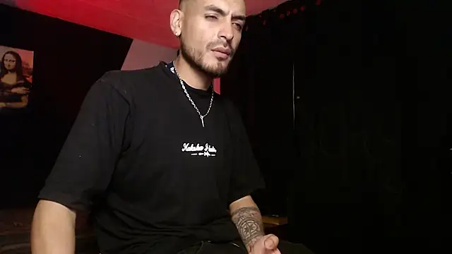 malek xarx  online show from October 24, 2:08 am