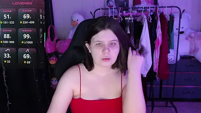 AmyVibess online show from May 3, 6:03 pm