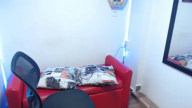 DIVAX MONSERRAT online show from September 23, 8:34 pm