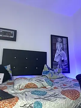 Luke Stone online show from October 18, 6:08 pm