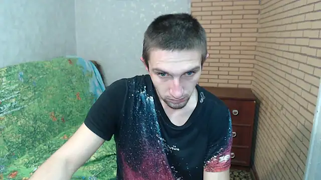 Snapshot of Alexilon chatting on December 16, 11:04 am Alexilon online show from December 16, 11:04 am